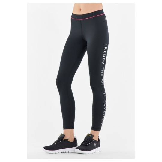 Leggings D.I.W.O.® riciclato dettaglio su cintura e stampa