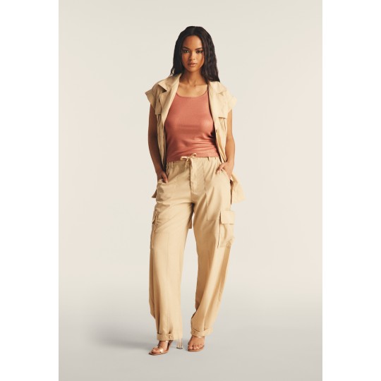 Canotta a Scollo Ampio