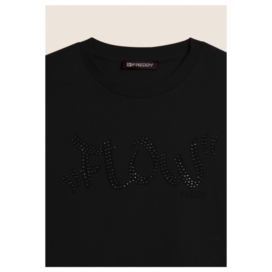 T-shirt Cropped con grafica \"FLOW\" e borchie