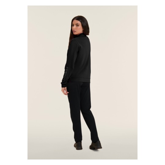 Tuta con zip e collo alto, logo con perline sulla manica