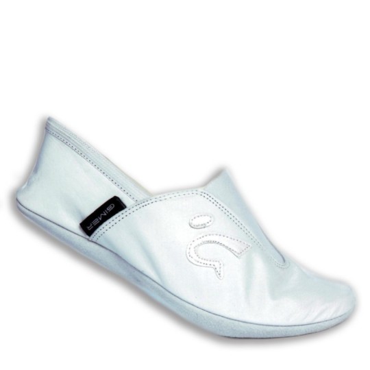 Rhythmic Slipper Girl White GIMER