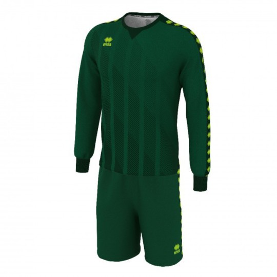 Goalkeeper Set Gordon M. Lunga